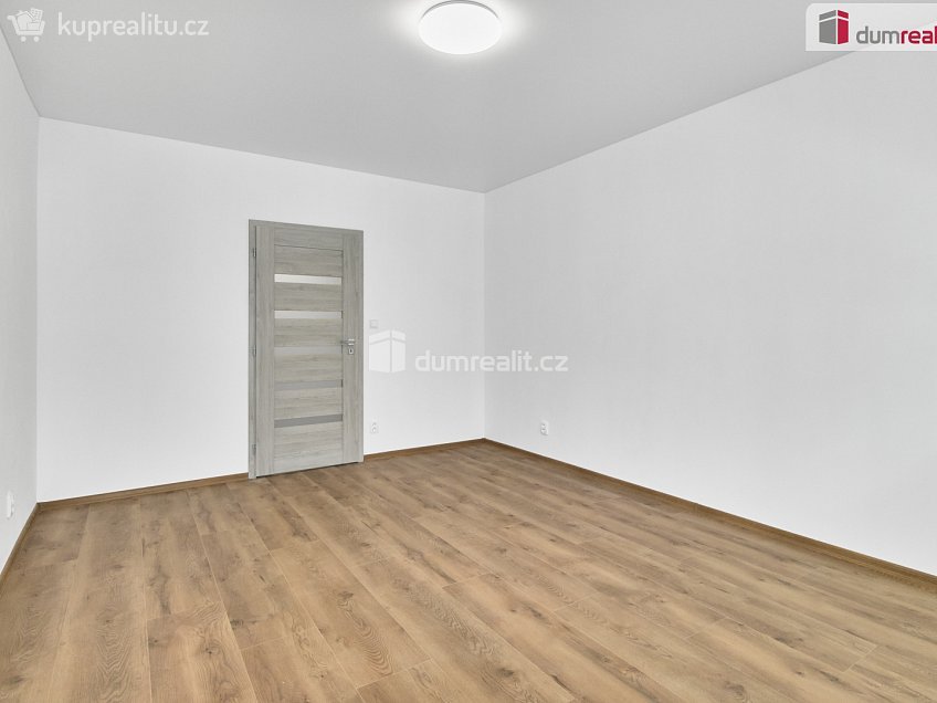 Prodej bytu 2+1 69 m^2 Mánesova, Ostrov 