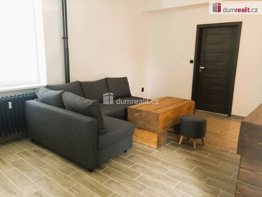 Pronájem bytu 2+kk 53 m^2 Školská čtvrť, Frenštát pod Radhoštěm 