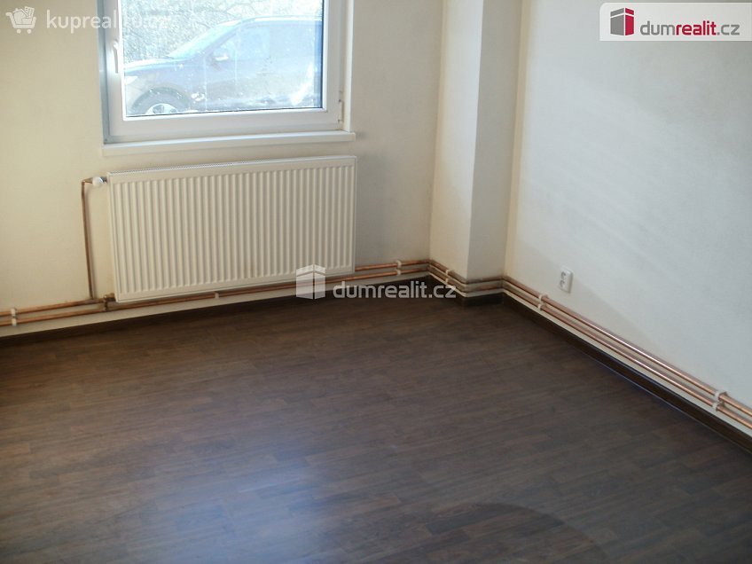 Pronájem bytu 2+kk 48 m^2 Branky, Branky 