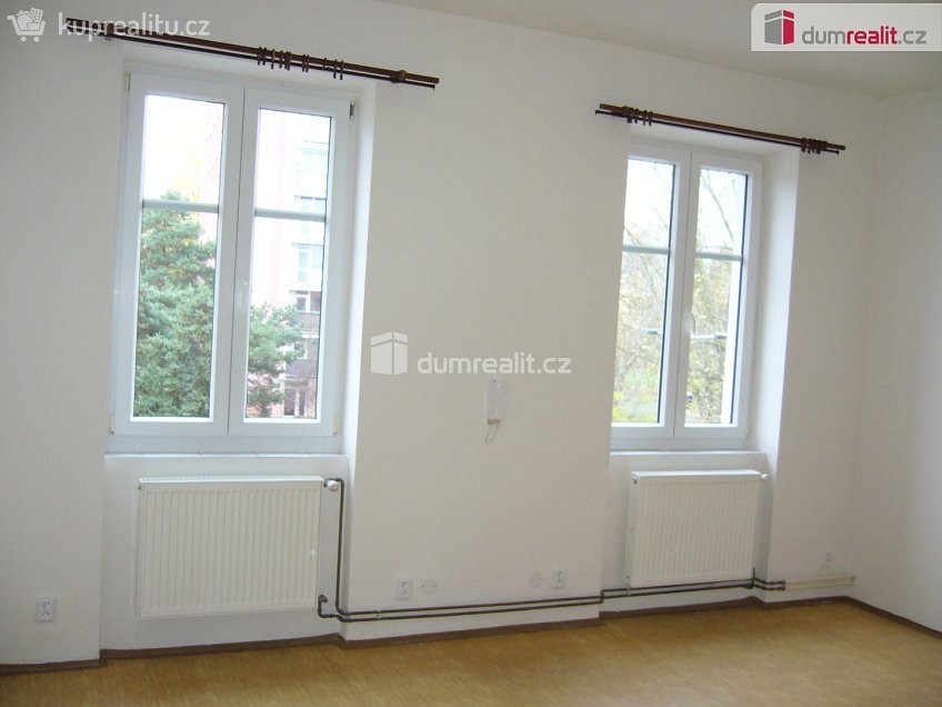 Pronájem bytu 1+kk 35 m^2 Litoměřická, Děčín 