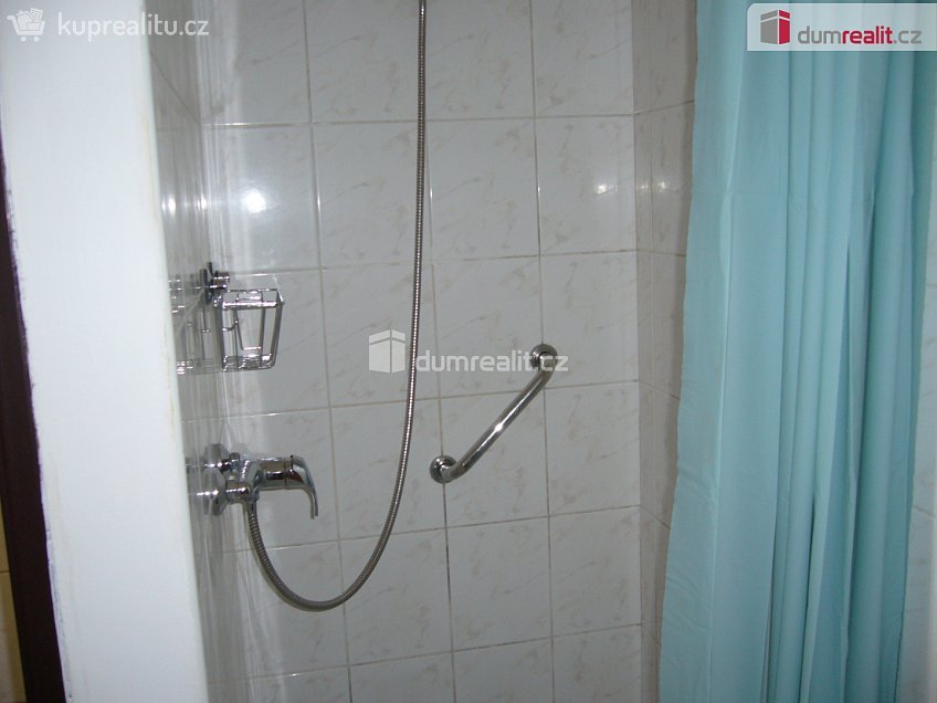 Pronájem bytu 1+kk 35 m^2 Litoměřická, Děčín 