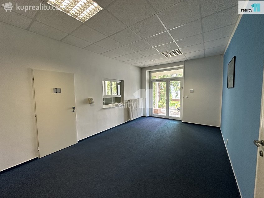 Pronájem  kanceláře 40 m^2 Bendlova, Česká Lípa 