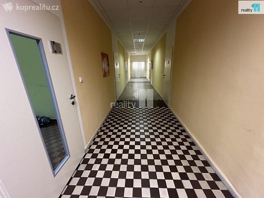 Pronájem  kanceláře 40 m^2 Bendlova, Česká Lípa 