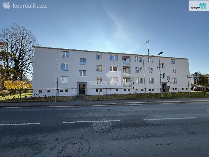 Pronájem bytu 2+1 58 m^2 Kamarytova, Humpolec 