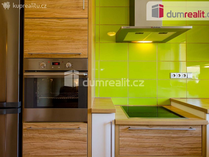 Pronájem  rodinného domu 100 m^2 U Ovčárny, Krnov 