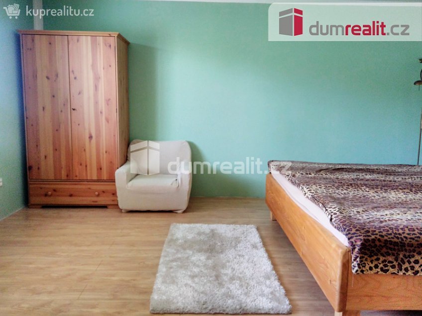 Pronájem  rodinného domu 100 m^2 U Ovčárny, Krnov 