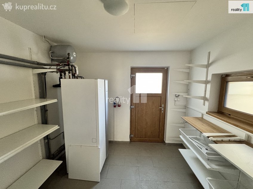 Pronájem  rodinného domu 170 m^2 Buš, Buš 