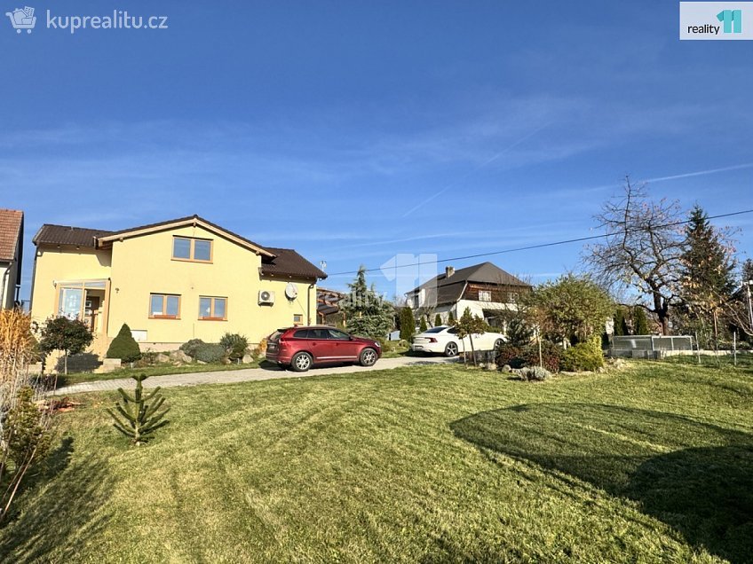 Pronájem  rodinného domu 170 m^2 Buš, Buš 