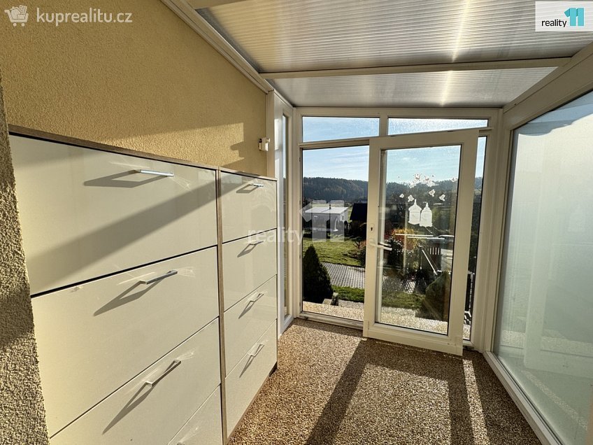 Pronájem  rodinného domu 170 m^2 Buš, Buš 