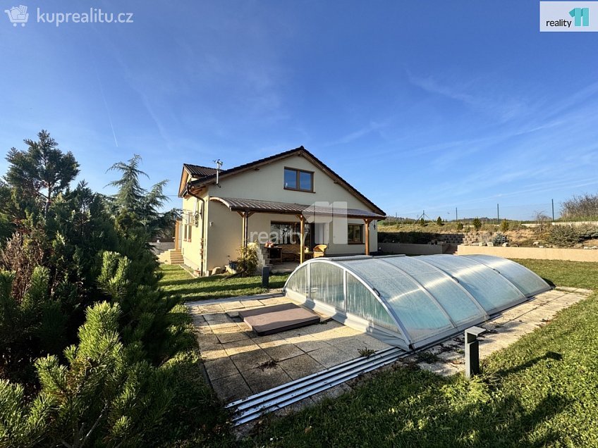 Pronájem  rodinného domu 170 m^2 Buš, Buš 