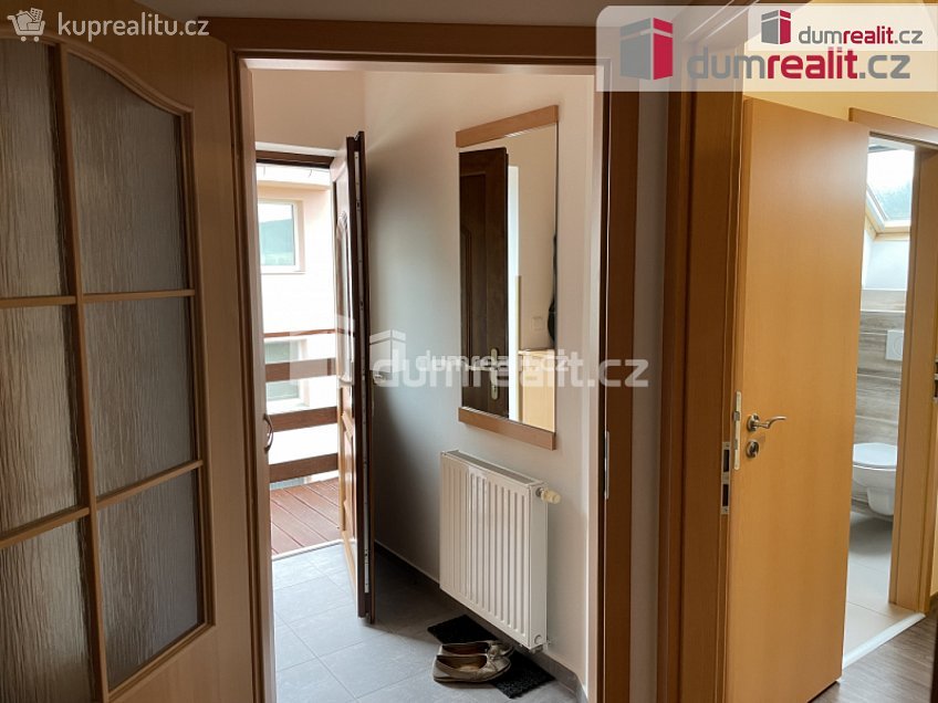 Pronájem bytu 1+kk 30 m^2 Lesní, Luhačovice 