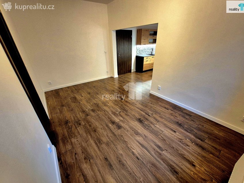 Prodej bytu 3+1 97 m^2 Údolní, Aš 