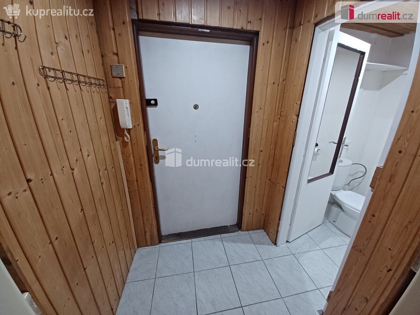 Pronájem bytu 2+kk 60 m^2 Plzeňská, Děčín 