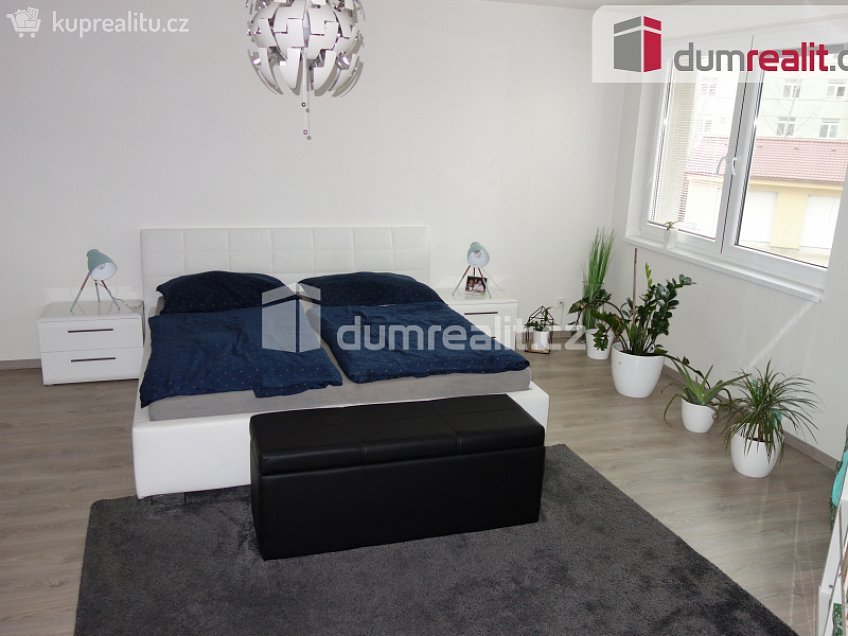 Pronájem bytu 3+kk 100 m^2 Kpt. Jaroše, Břeclav 