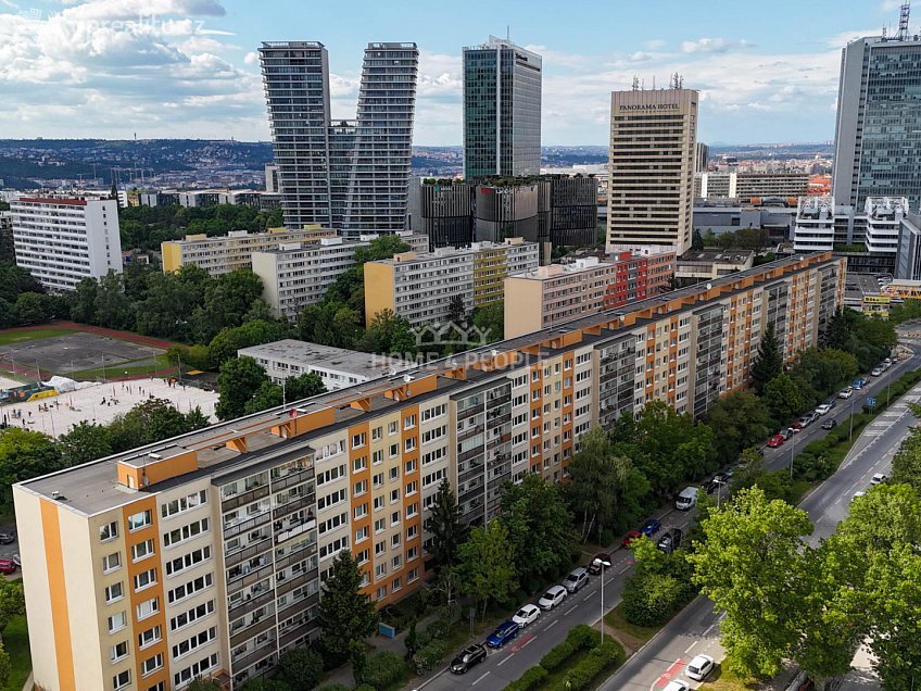 Prodej bytu 3+kk 67 m^2 Na strži, Praha 4 