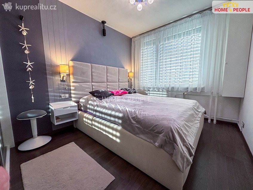 Prodej bytu 3+kk 67 m^2 Na strži, Praha 4 