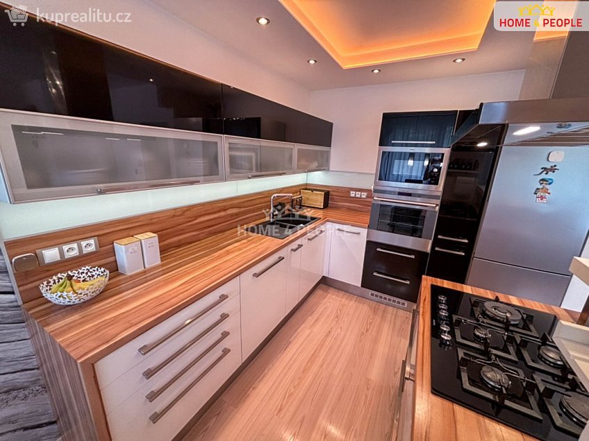 Prodej bytu 3+kk 67 m^2 Na strži, Praha 4 