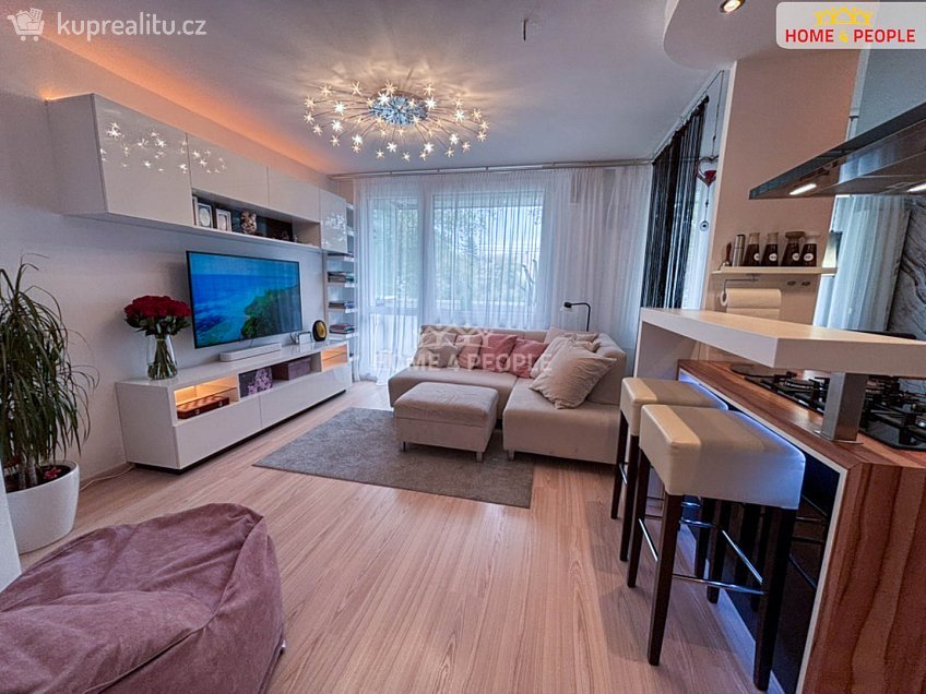 Prodej bytu 3+kk 67 m^2 Na strži, Praha 4 