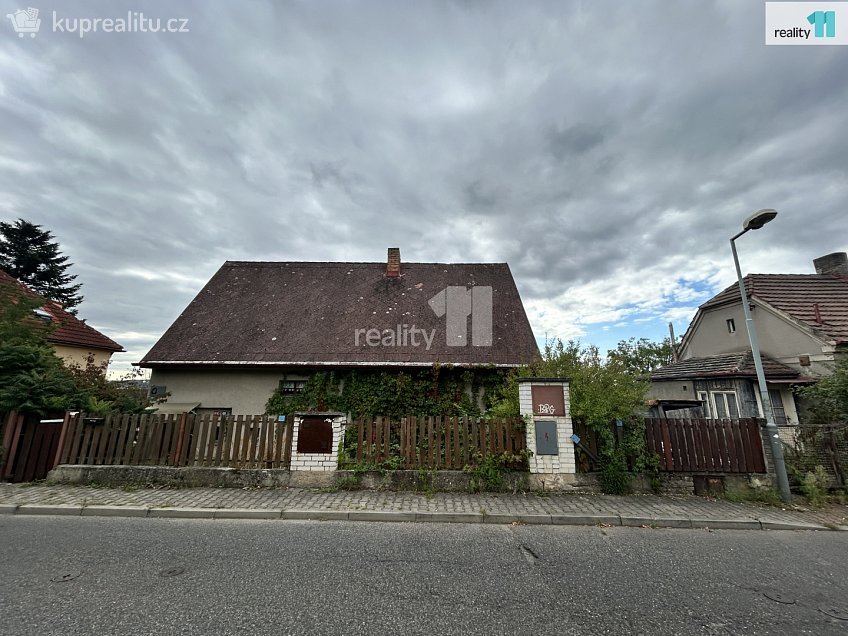 Pronájem  chaty 140 m^2 U sanatoria, Praha 16 