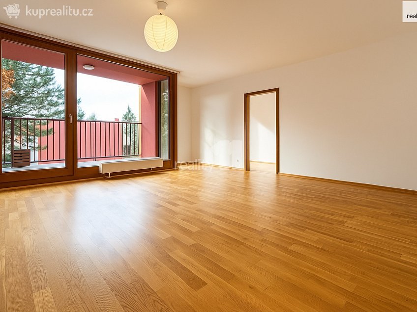 Pronájem bytu 2+kk 57 m^2 Smíchovská, Praha 13 