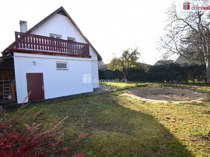Pronájem  rodinného domu 150 m^2 Na Veselí, Jesenice 