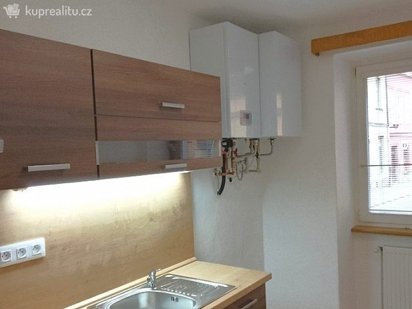 Pronájem bytu 1+1 36 m^2 Dlouhá 28, Cheb 