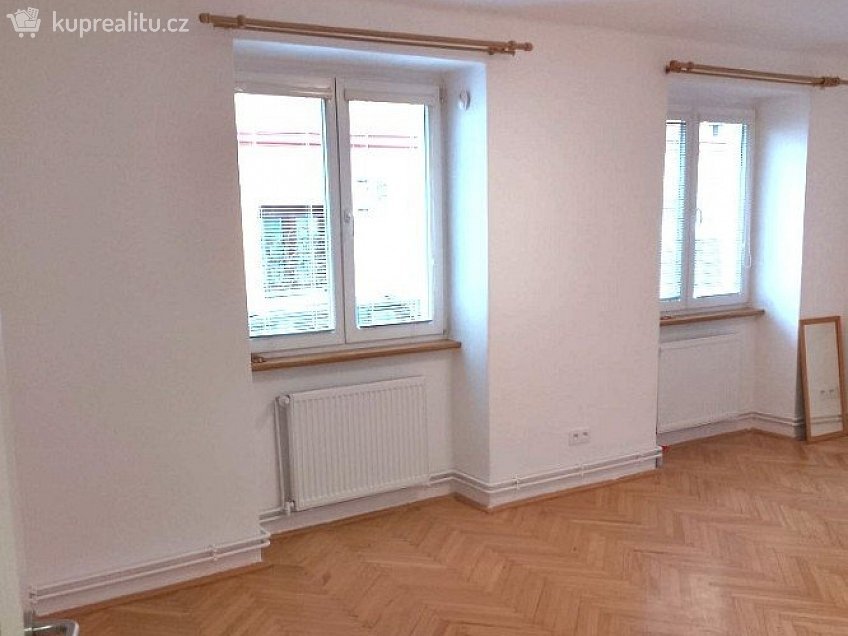 Pronájem bytu 1+1 36 m^2 Dlouhá 28, Cheb 