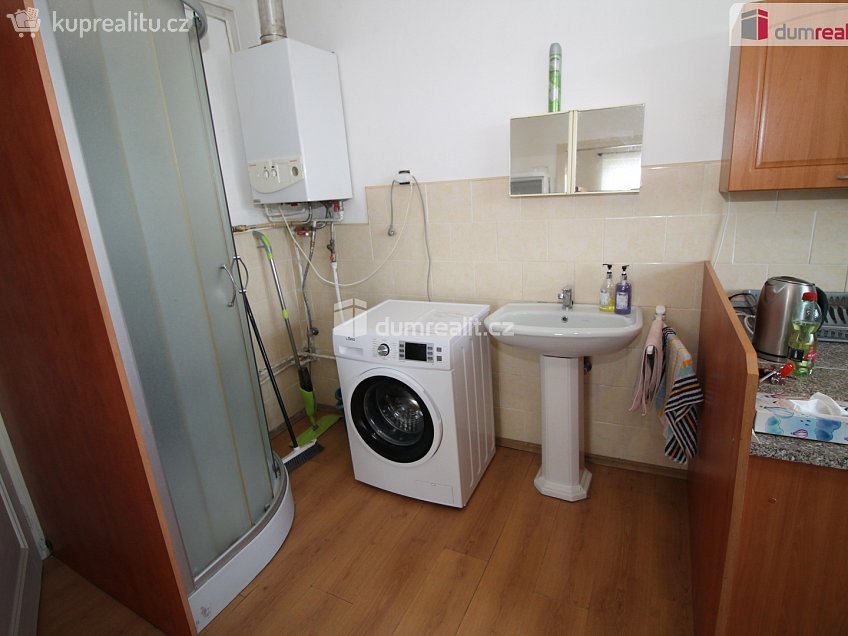 Prodej bytu 2+1 82 m^2 Na Průhonu, Mariánské Lázně 