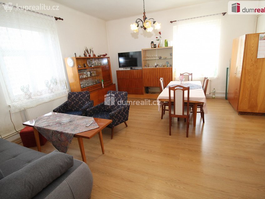 Prodej bytu 2+1 82 m^2 Na Průhonu, Mariánské Lázně 