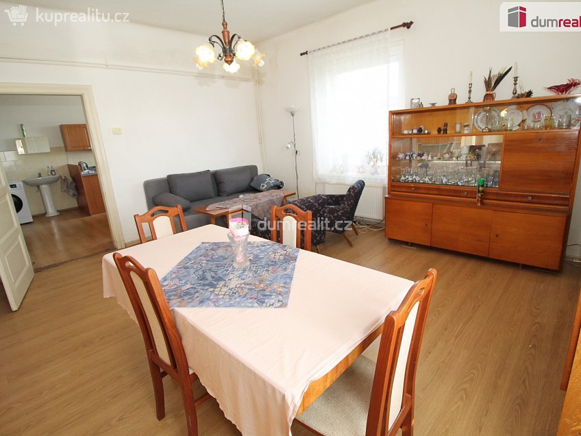 Prodej bytu 2+1 82 m^2 Na Průhonu, Mariánské Lázně 