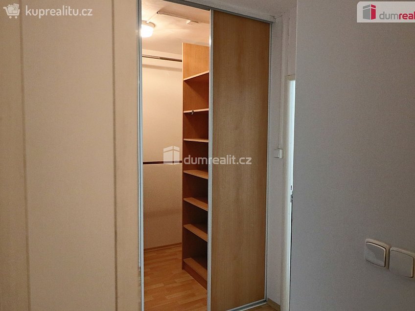 Prodej bytu 3+1 70 m^2 Františka Kriegela, Mělník 