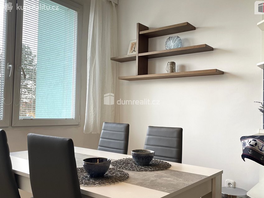 Prodej bytu 3+1 70 m^2 Františka Kriegela, Mělník 