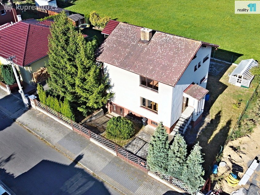 Prodej  rodinného domu 178 m^2 U Stadionu, Chlumčany 