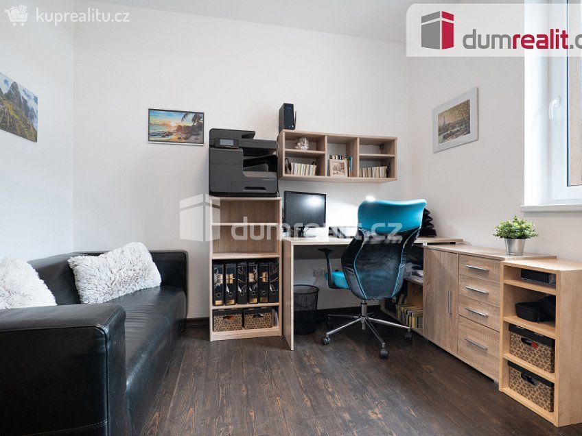 Prodej  rodinného domu 179 m^2 Thomayerova, Říčany 