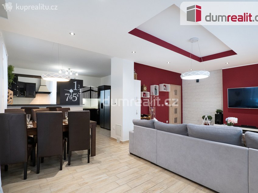 Prodej  rodinného domu 179 m^2 Thomayerova, Říčany 