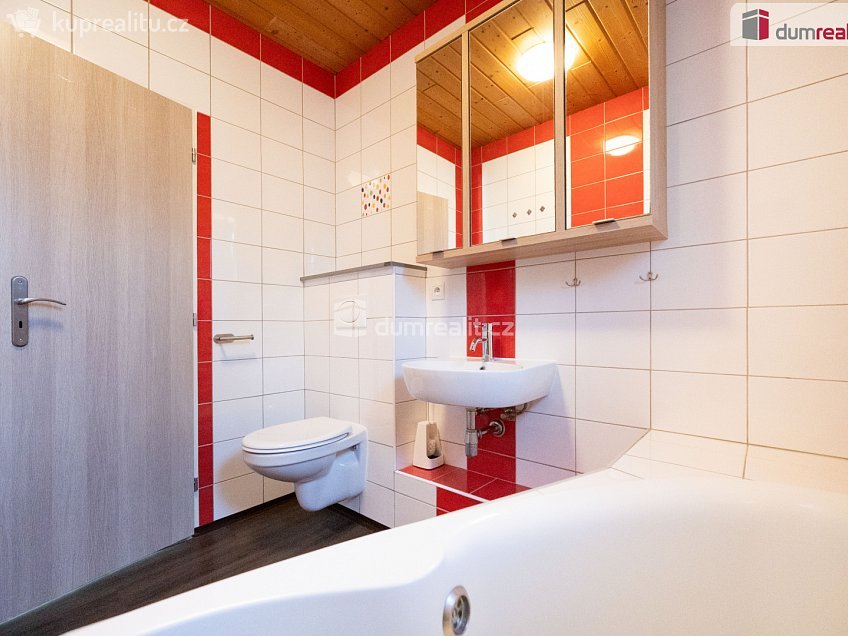 Prodej  rodinného domu 179 m^2 Kosmova, České Budějovice 