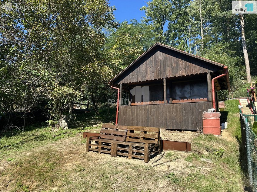Prodej  chaty 18 m^2 Březnice, Březnice 