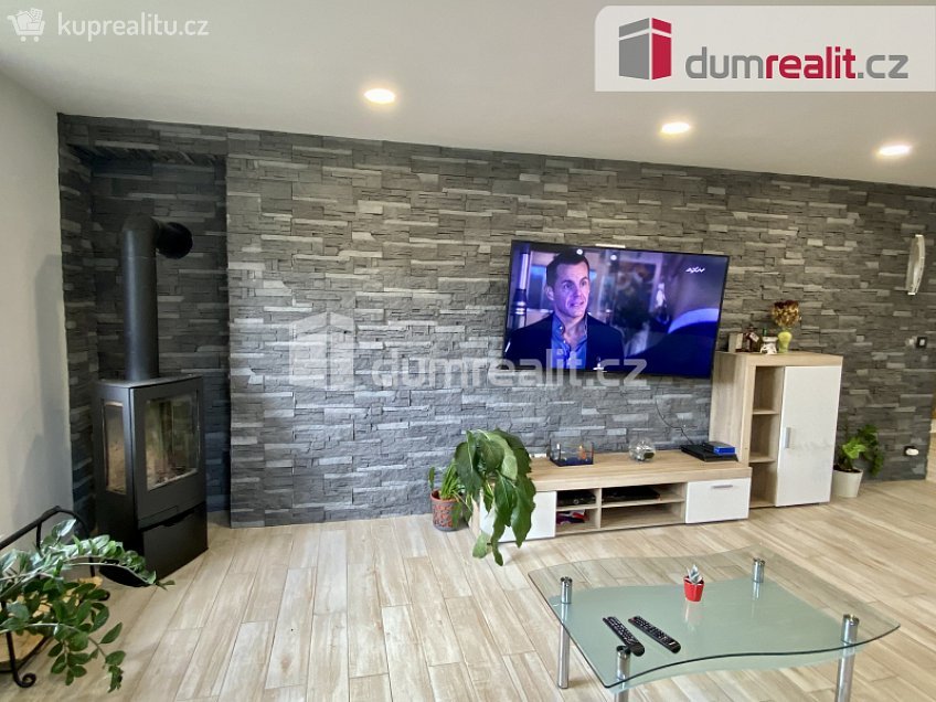 Pronájem bytu 4+kk 202 m^2 třída Vítězství, Mariánské Lázně 