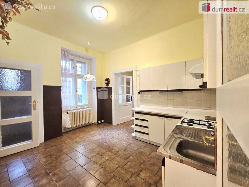 Prodej bytu 3+1 90 m^2 Janovského, Praha 7 