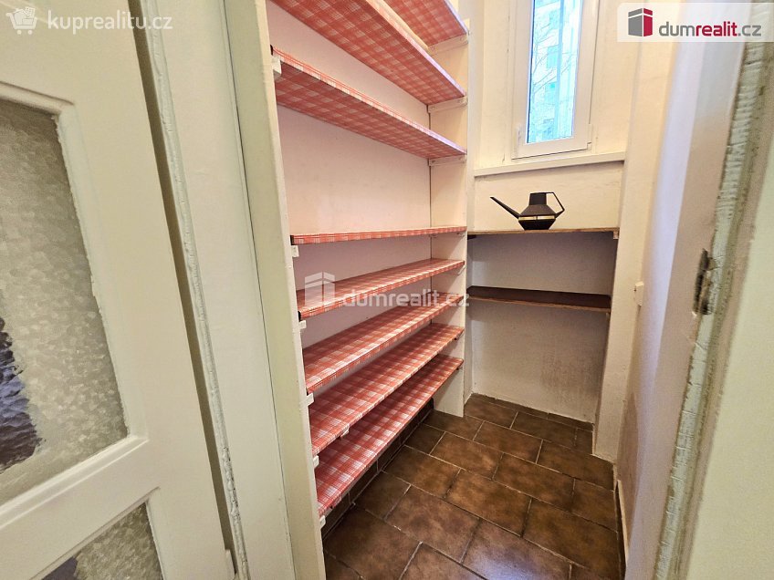 Prodej bytu 3+1 90 m^2 Janovského, Praha 7 