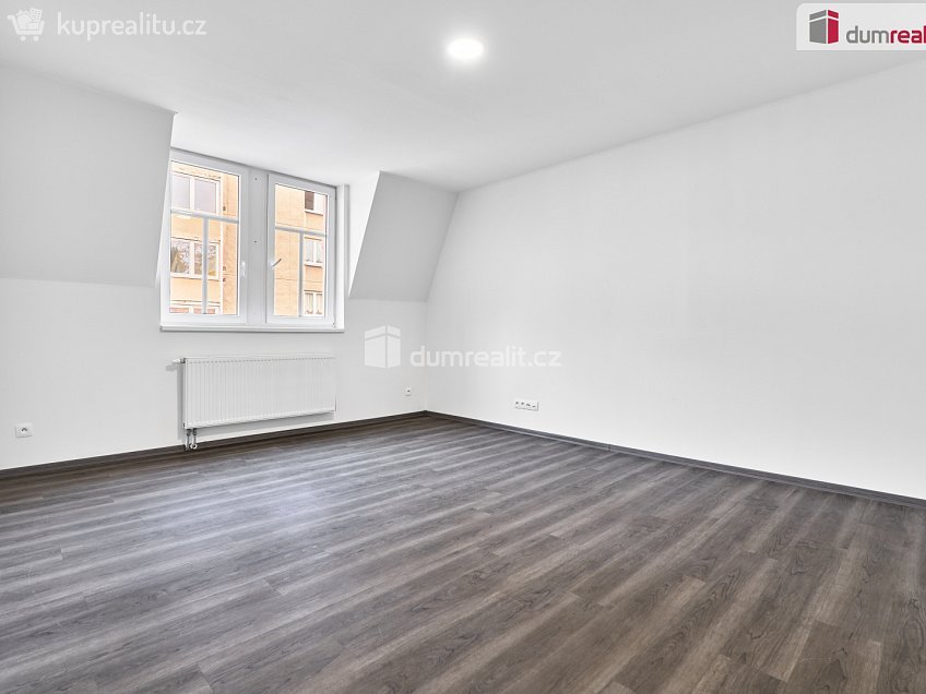 Prodej  činžovního domu 980 m^2 Sokolovská, Karlovy Vary 