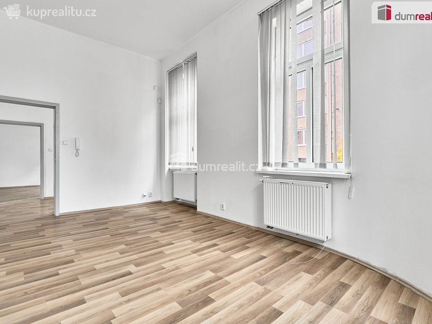 Prodej  činžovního domu 980 m^2 Sokolovská, Karlovy Vary 