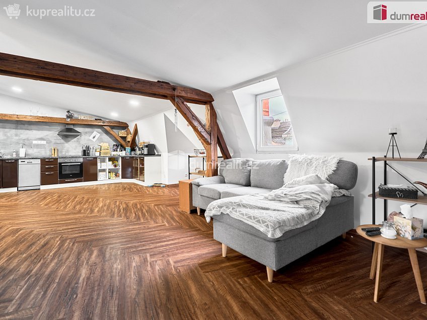 Prodej  činžovního domu 980 m^2 Sokolovská, Karlovy Vary 