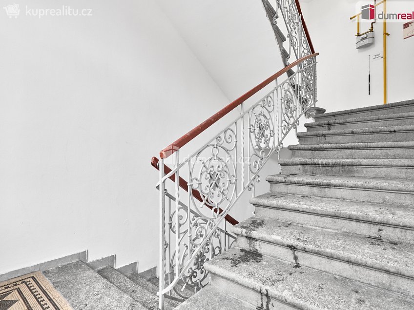 Prodej  činžovního domu 980 m^2 Sokolovská, Karlovy Vary 