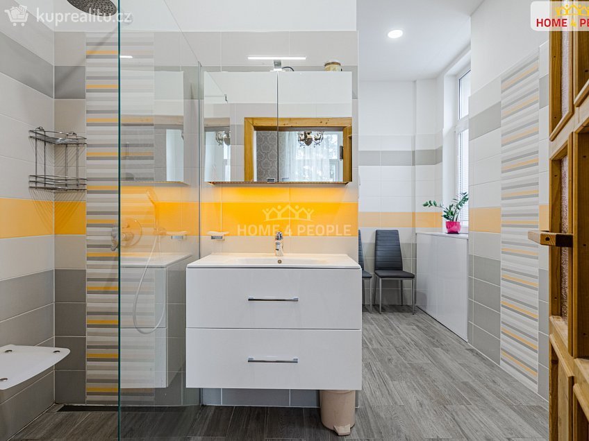 Prodej  vily 700 m^2 Merklínská, Karlovy Vary 