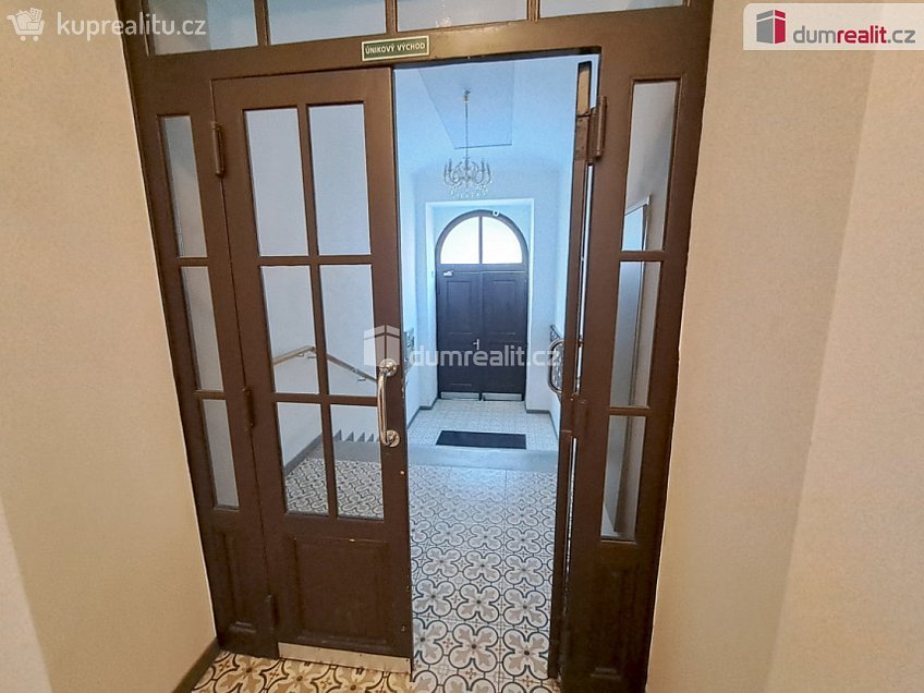 Prodej bytu 3+kk 85 m^2 Svornosti, Praha 5 