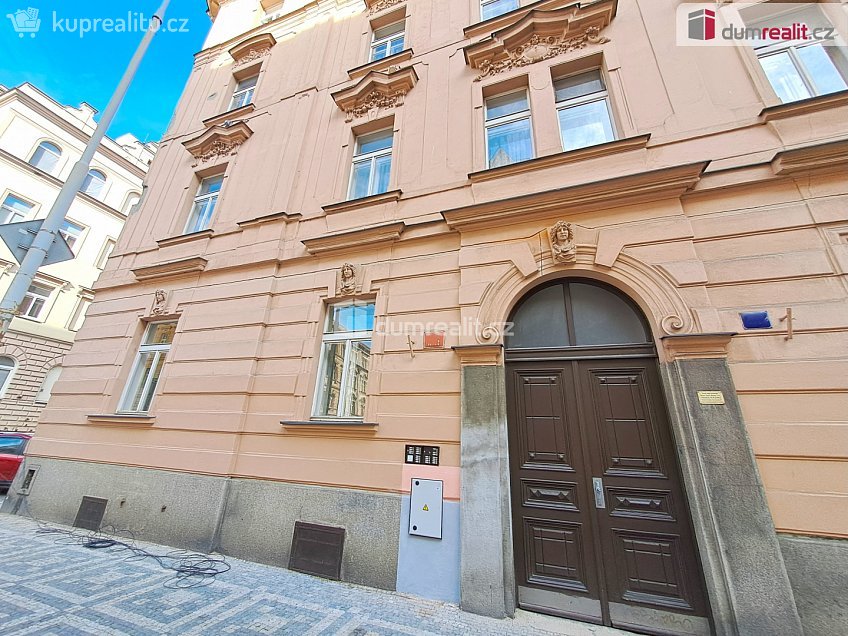 Prodej bytu 3+kk 85 m^2 Svornosti, Praha 5 