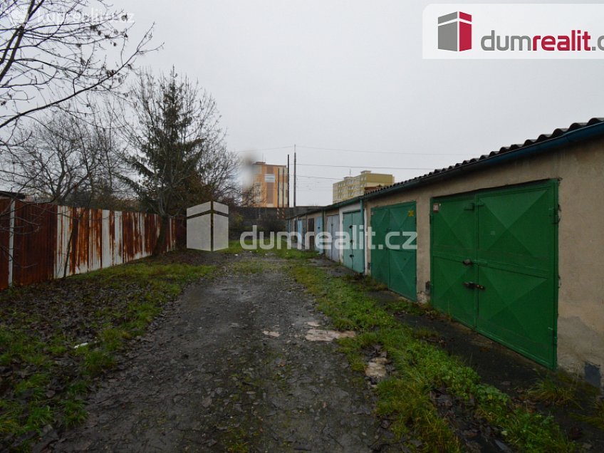 Pronájem  garáže 17 m^2 U Výtopny, Lovosice 