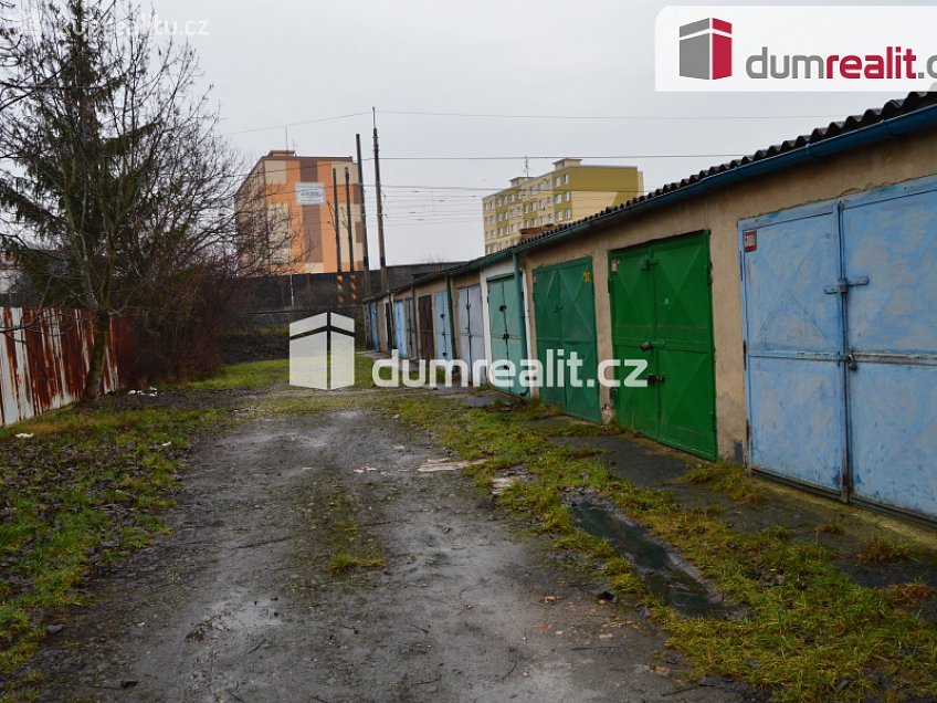 Pronájem  garáže 17 m^2 U Výtopny, Lovosice 