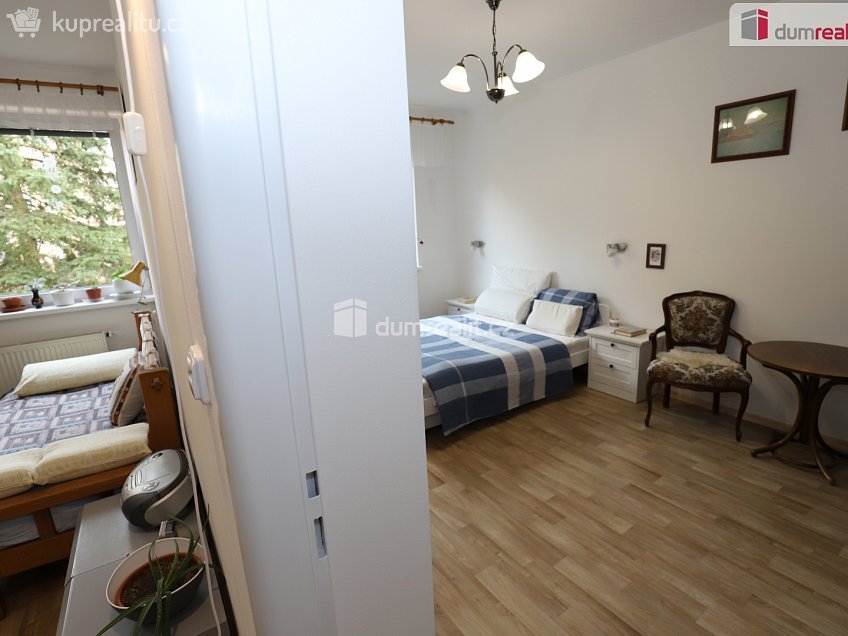 Prodej bytu 2+1 54 m^2 Franze Kafky, Mariánské Lázně 